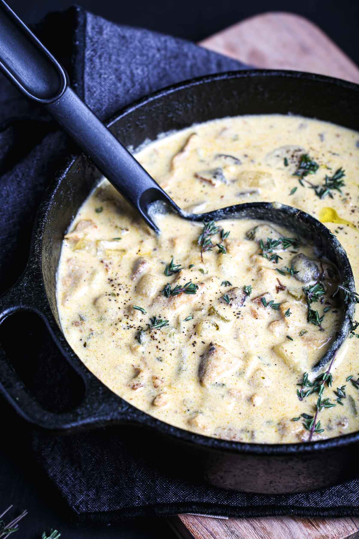 A bowl of vegan clam chowder made with soy curls.