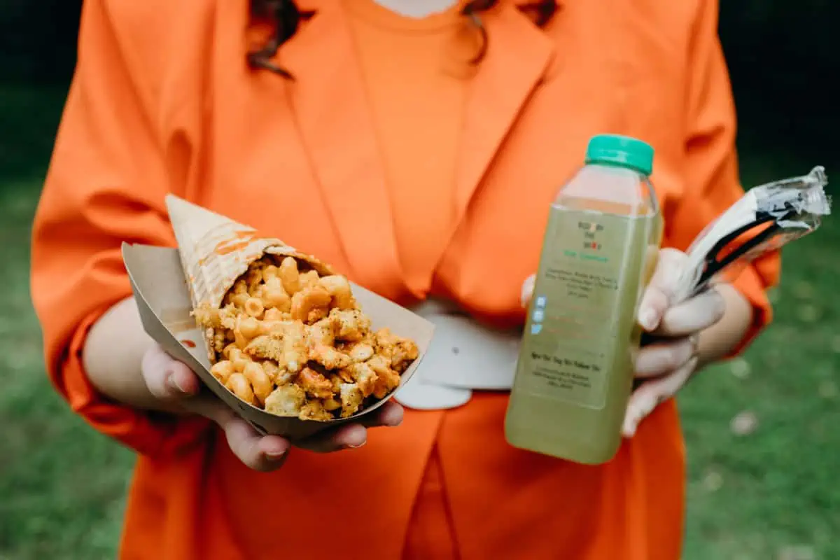 Vegan mac and cheese comfort cones served buffet-style by Squash the Beef catering.